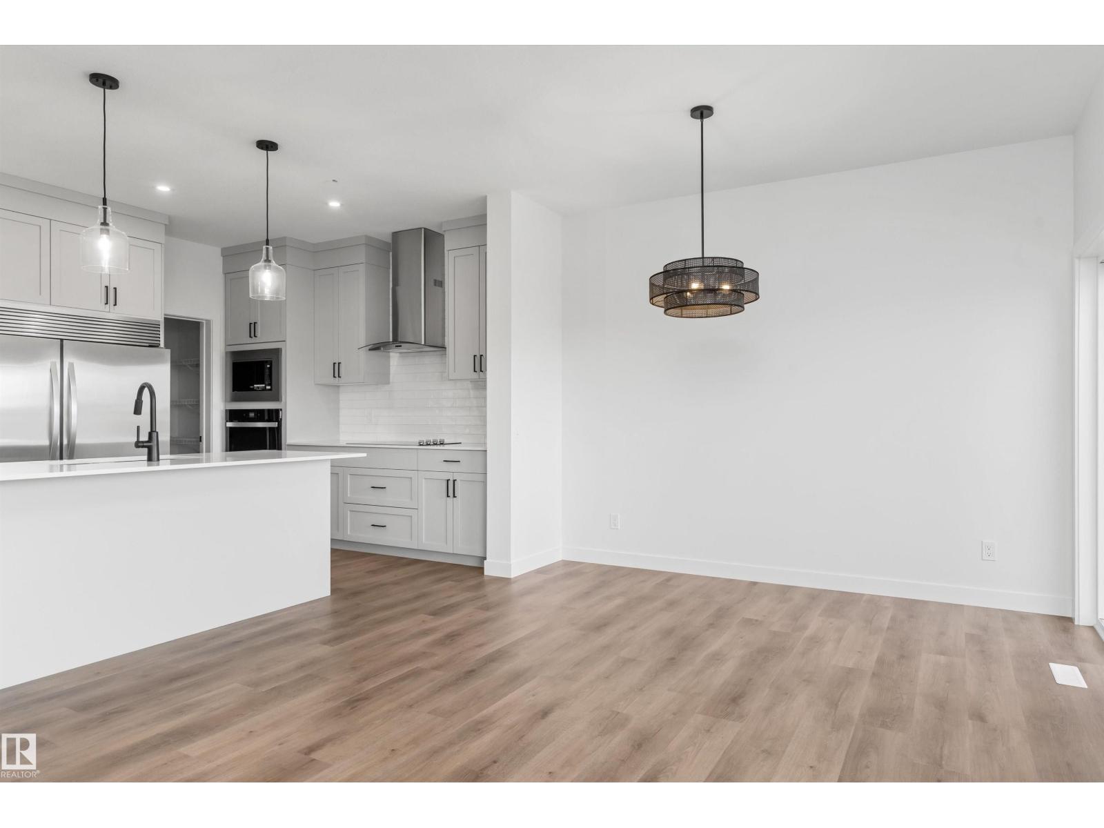 19356 29 Avenue NW - Photo 13