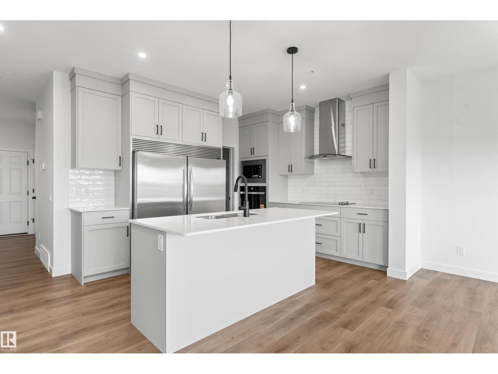 19356 29 Avenue NW - Photo 8