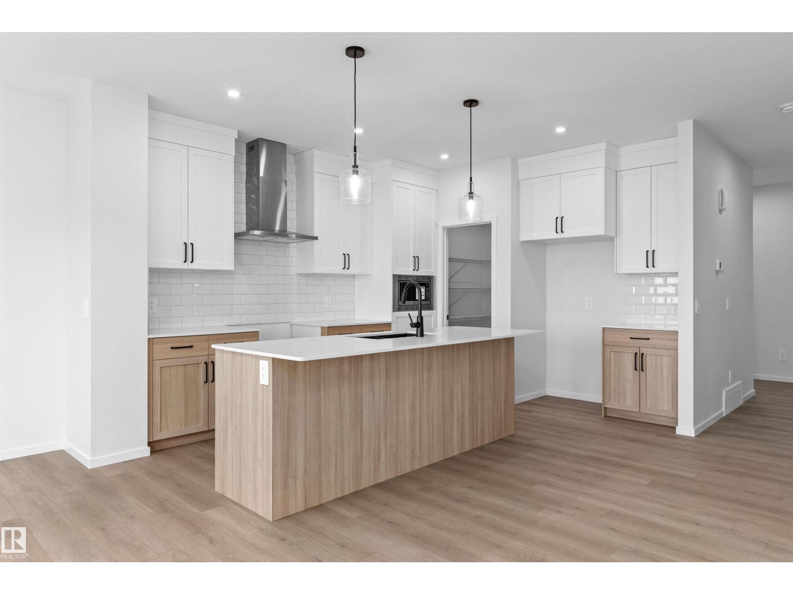 18808 29 Avenue NW - Photo 12