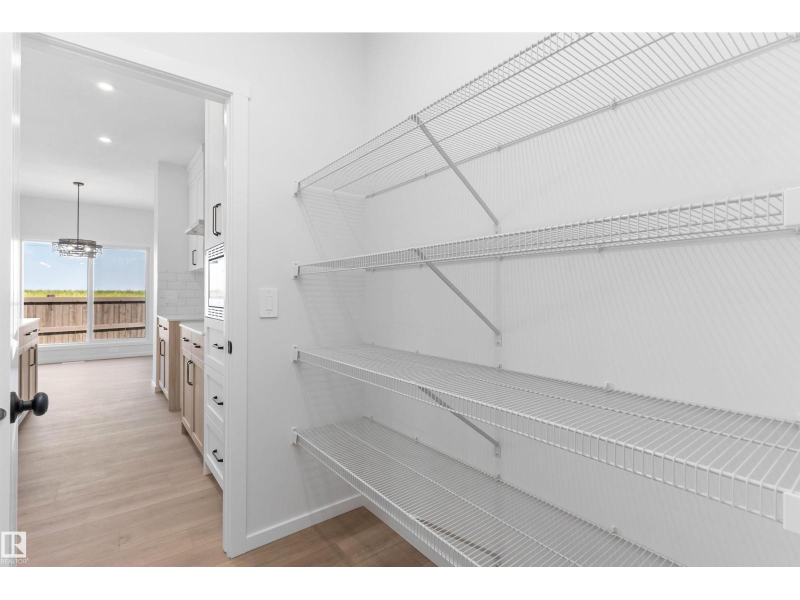 18808 29 Avenue NW - Photo 16