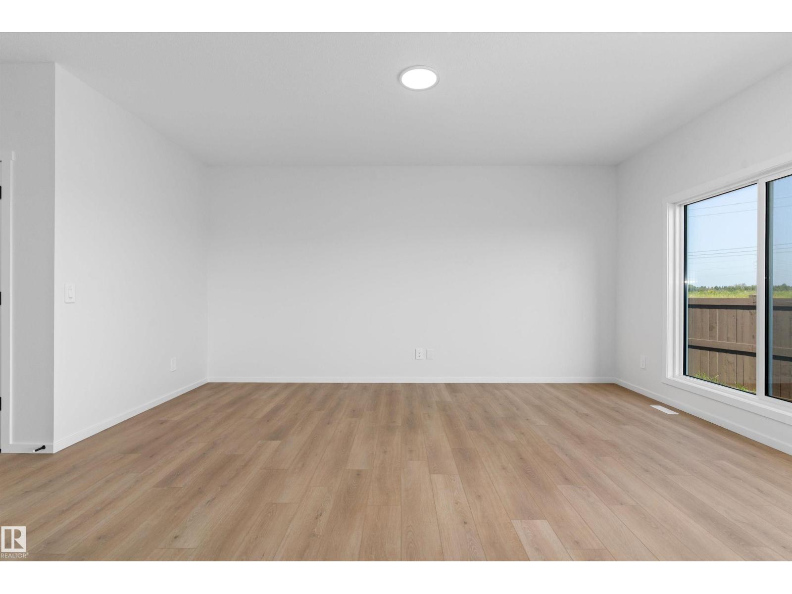 18808 29 Avenue NW - Photo 6