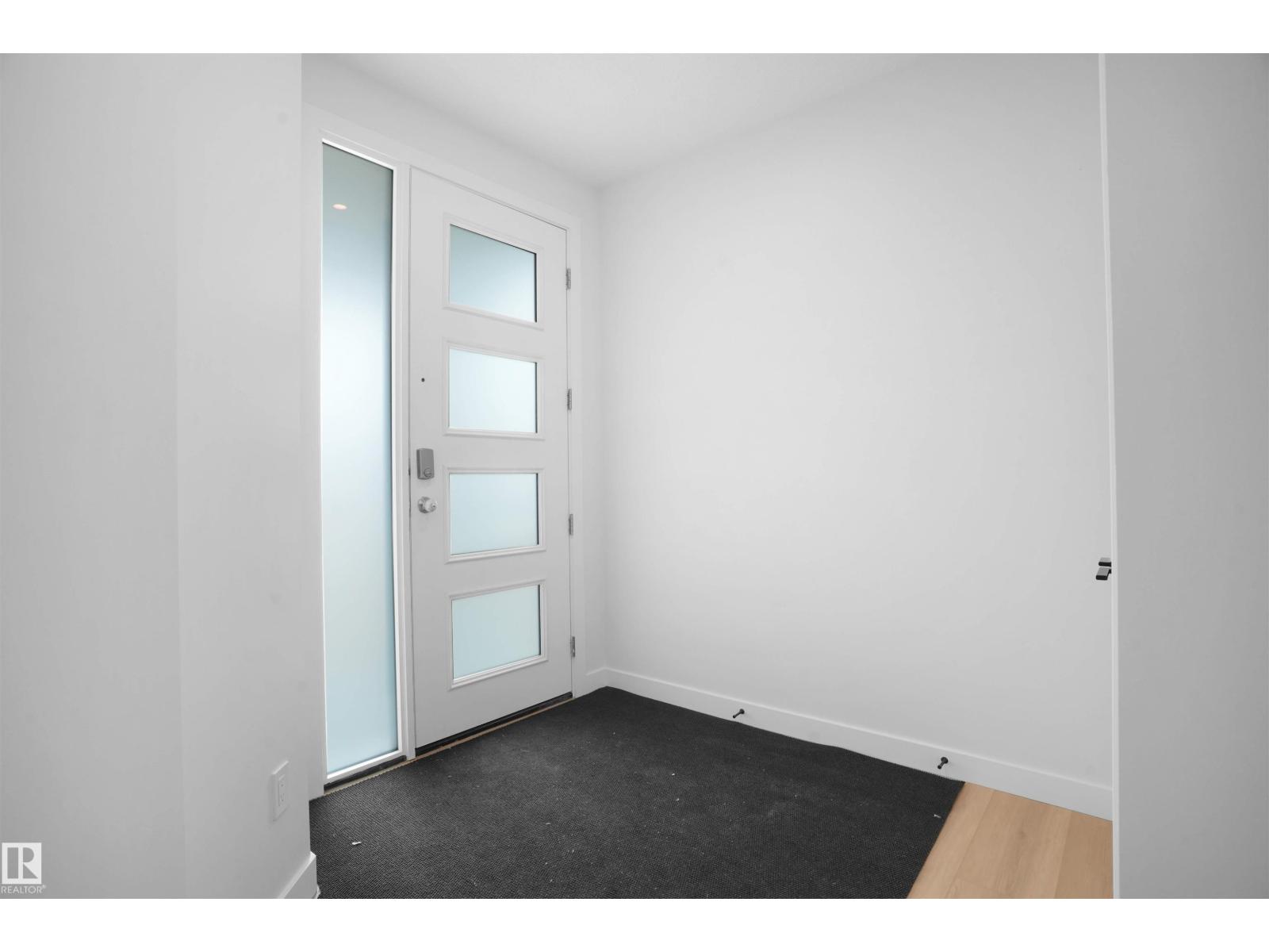 955 Elderberry LD NW - 2