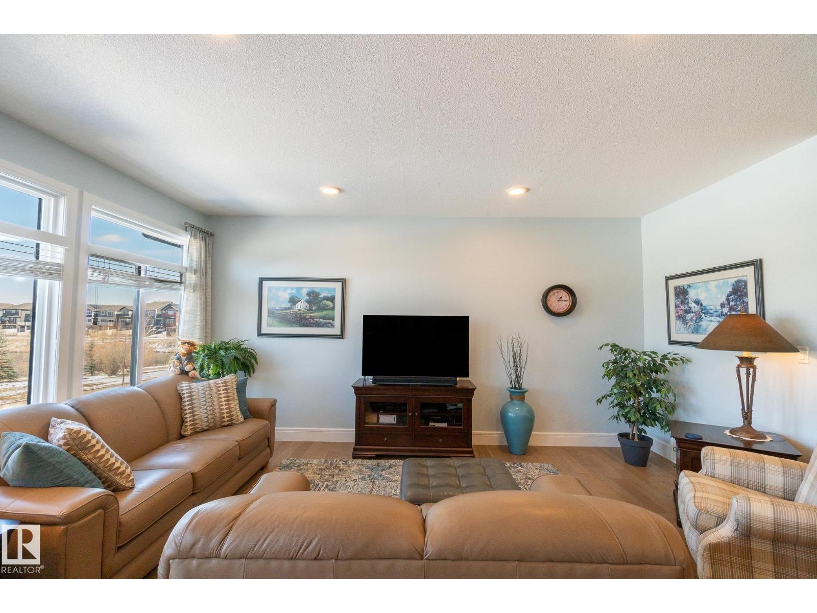 4910 HAWTHORN PL SW - 12