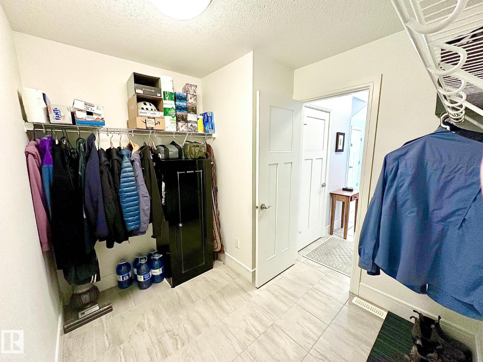 4910 HAWTHORN PL SW - 8