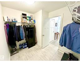 Laundry room - 4910 Hawthorn Pl Sw, Edmonton, AB T6X2B8 Photo 8