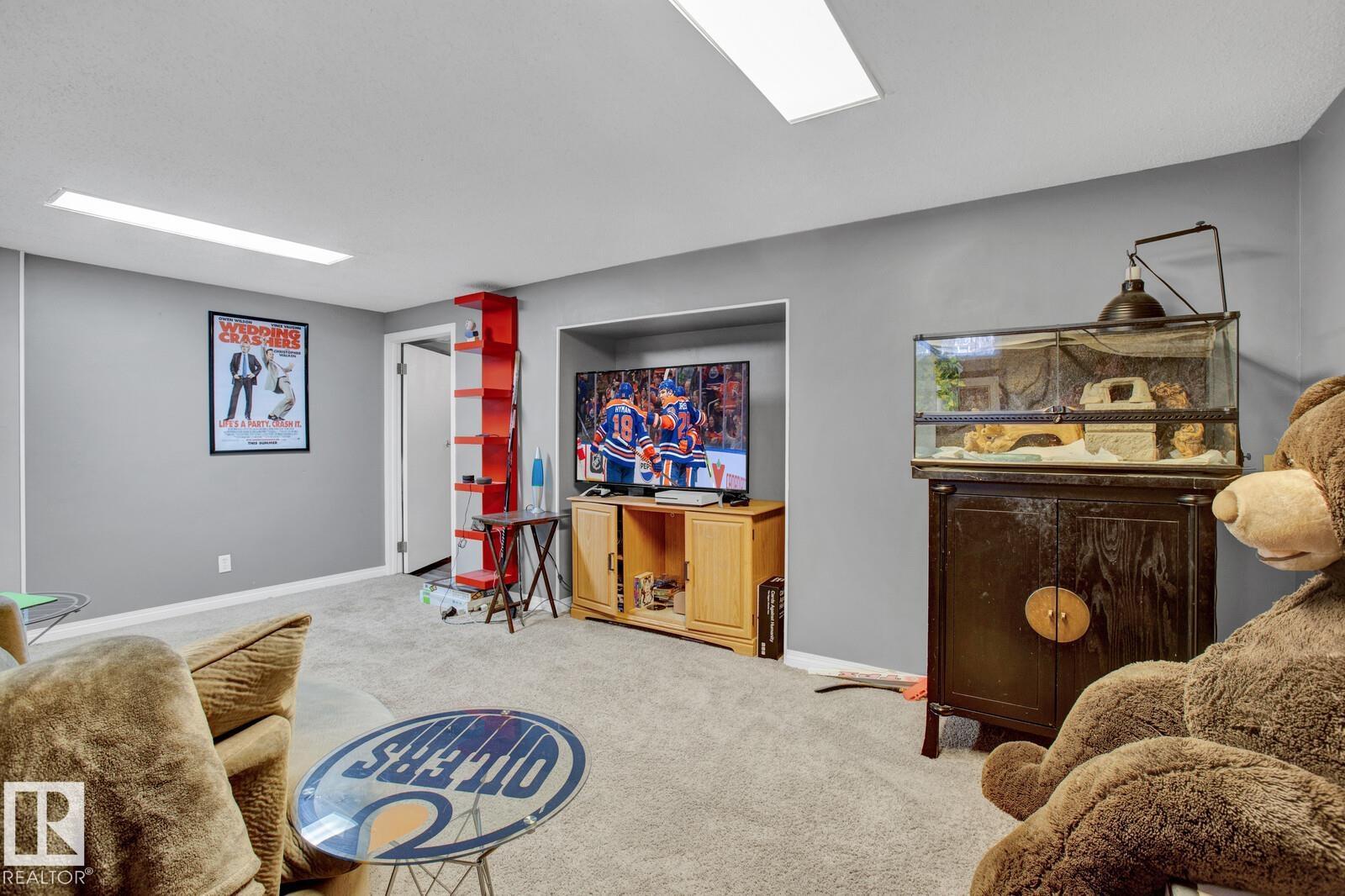 8314 182 ST NW - 28