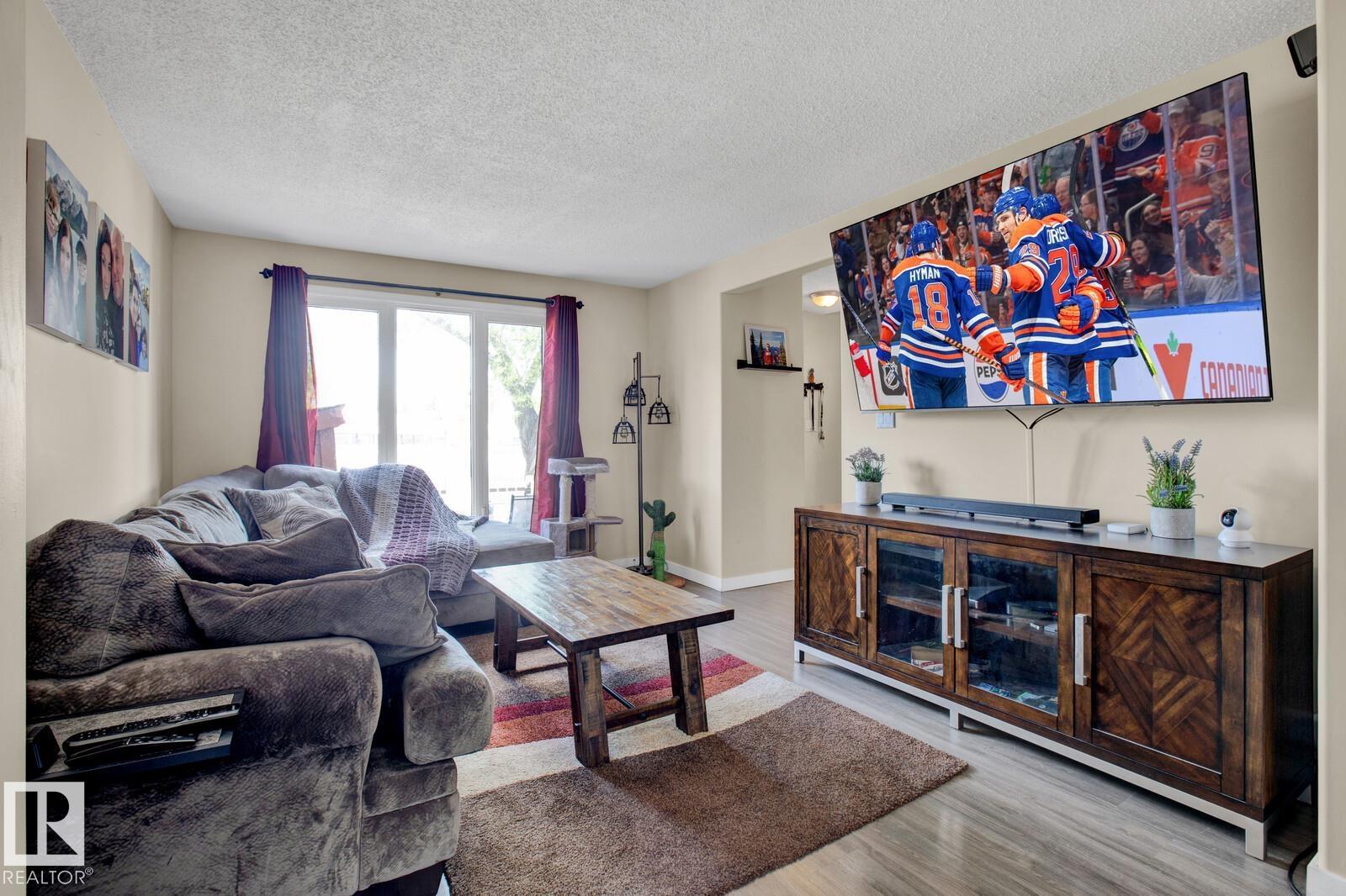 8314 182 ST NW - 8
