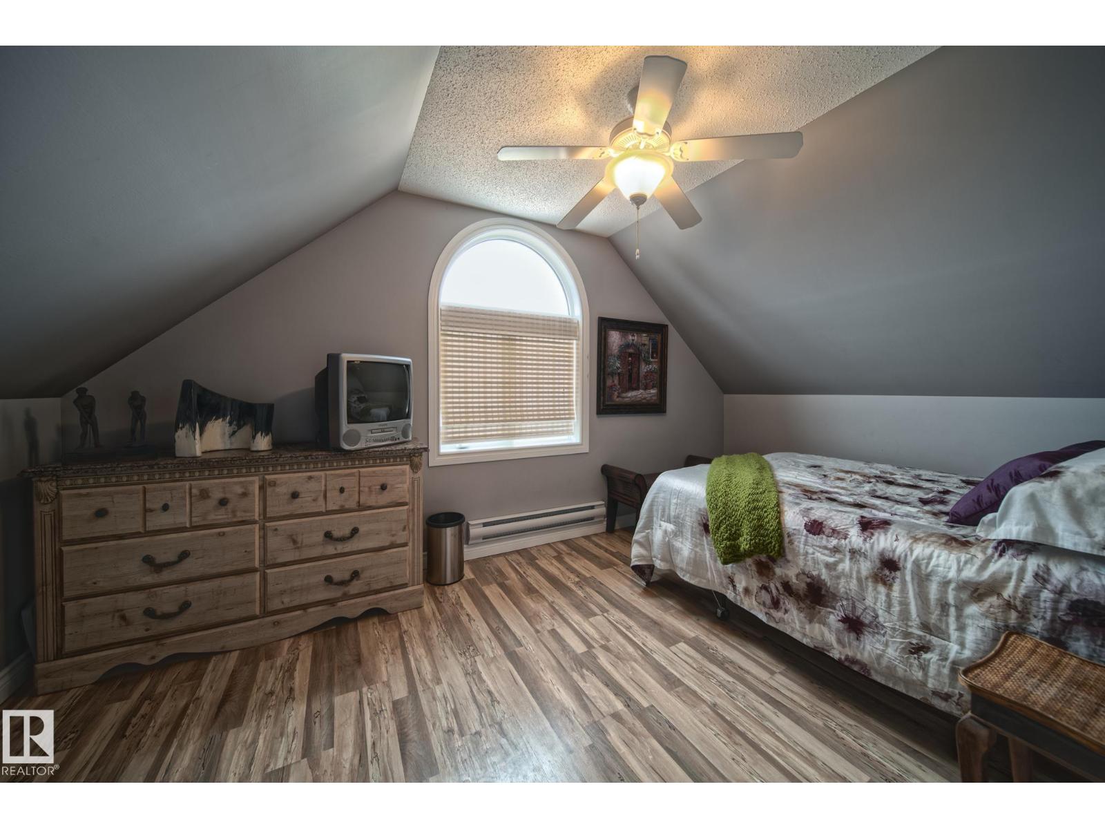 451066 Range Road 73 - 14