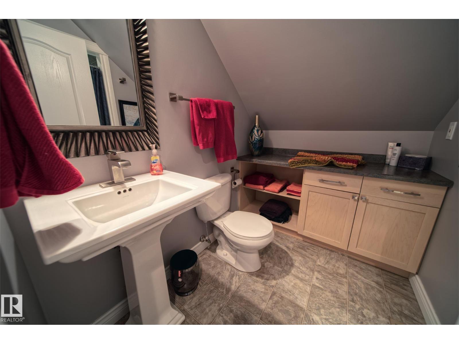 451066 Range Road 73 - 17