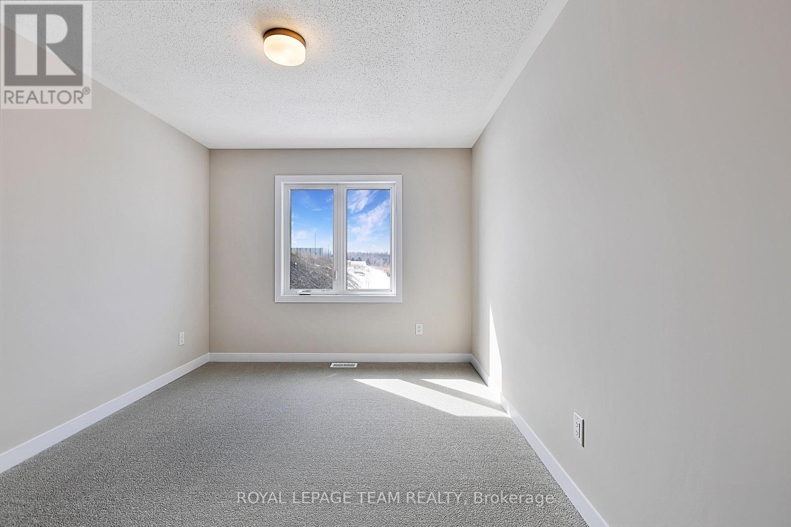 House for Rent in Ottawa – 668 EXPANSION ROAD, Ottawa – By Peter Sagos - Image 24