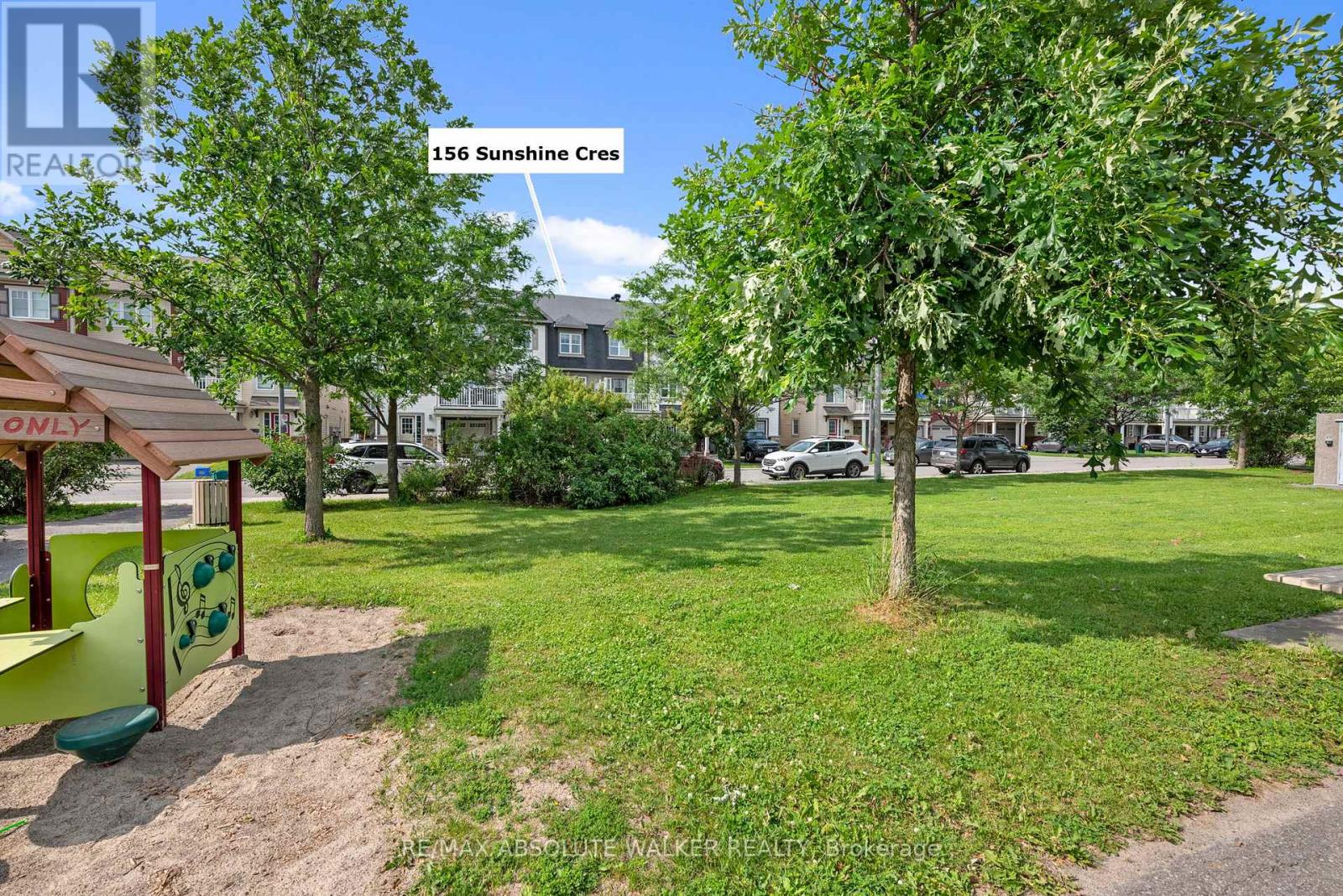 156 SUNSHINE CRESCENT - 26
