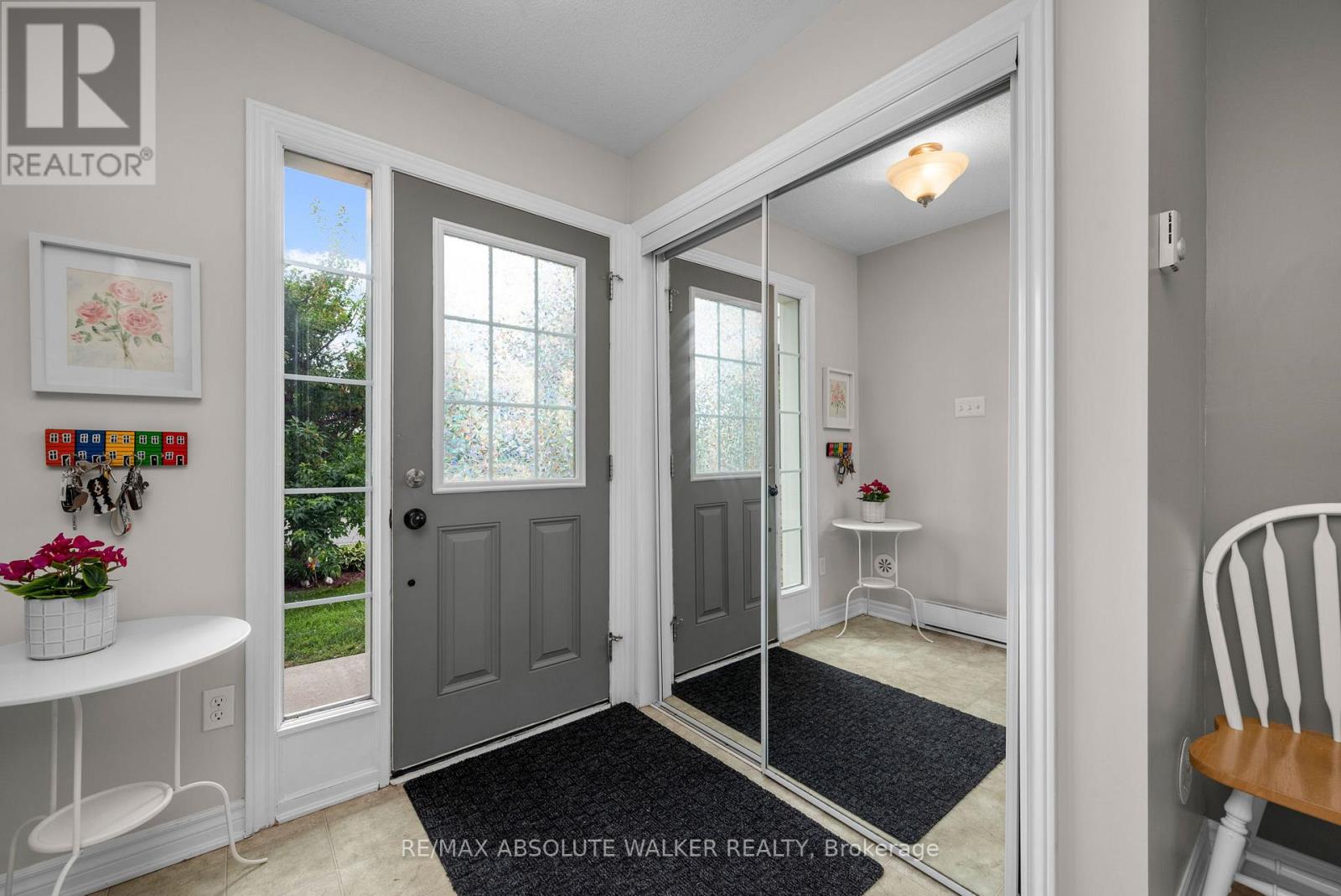 156 SUNSHINE CRESCENT - 3