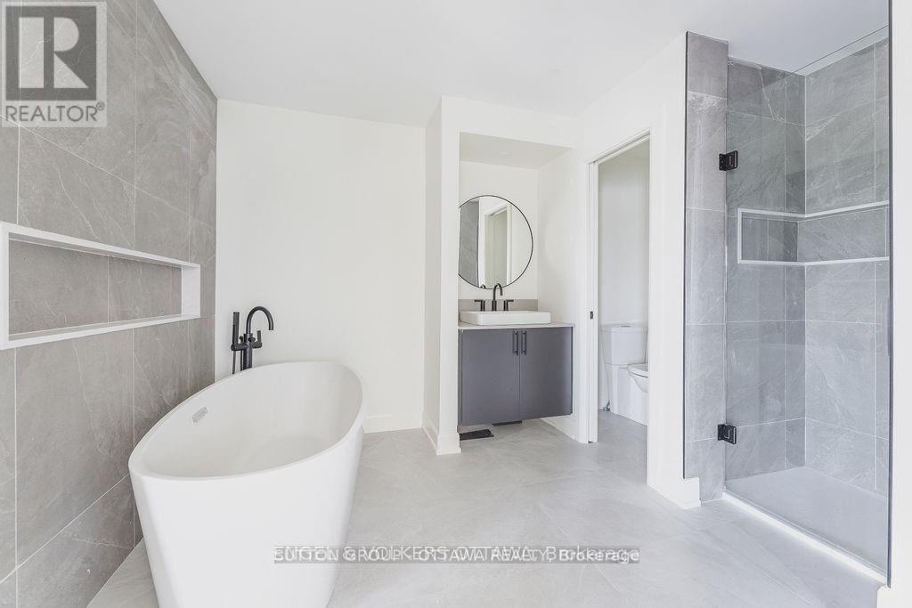 3 Bed, 2 Bath Multi-Family for Rent in Ottawa – A – 136 CARILLON STREET, Ottawa – MLS# X13585578 - Image 14