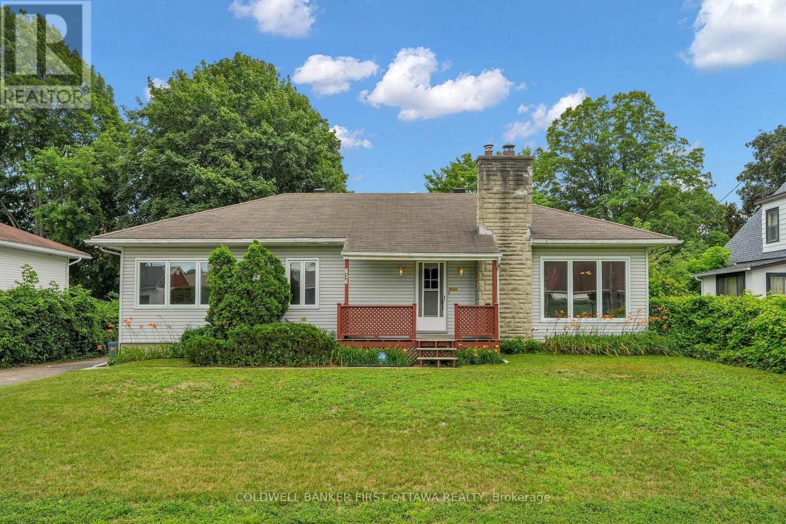 636 MALARTIC AVENUE - 1