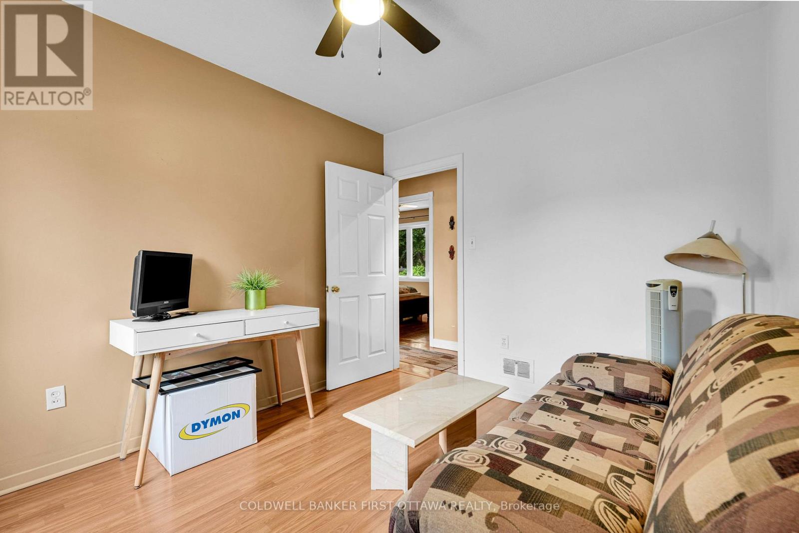 636 MALARTIC AVENUE - 15