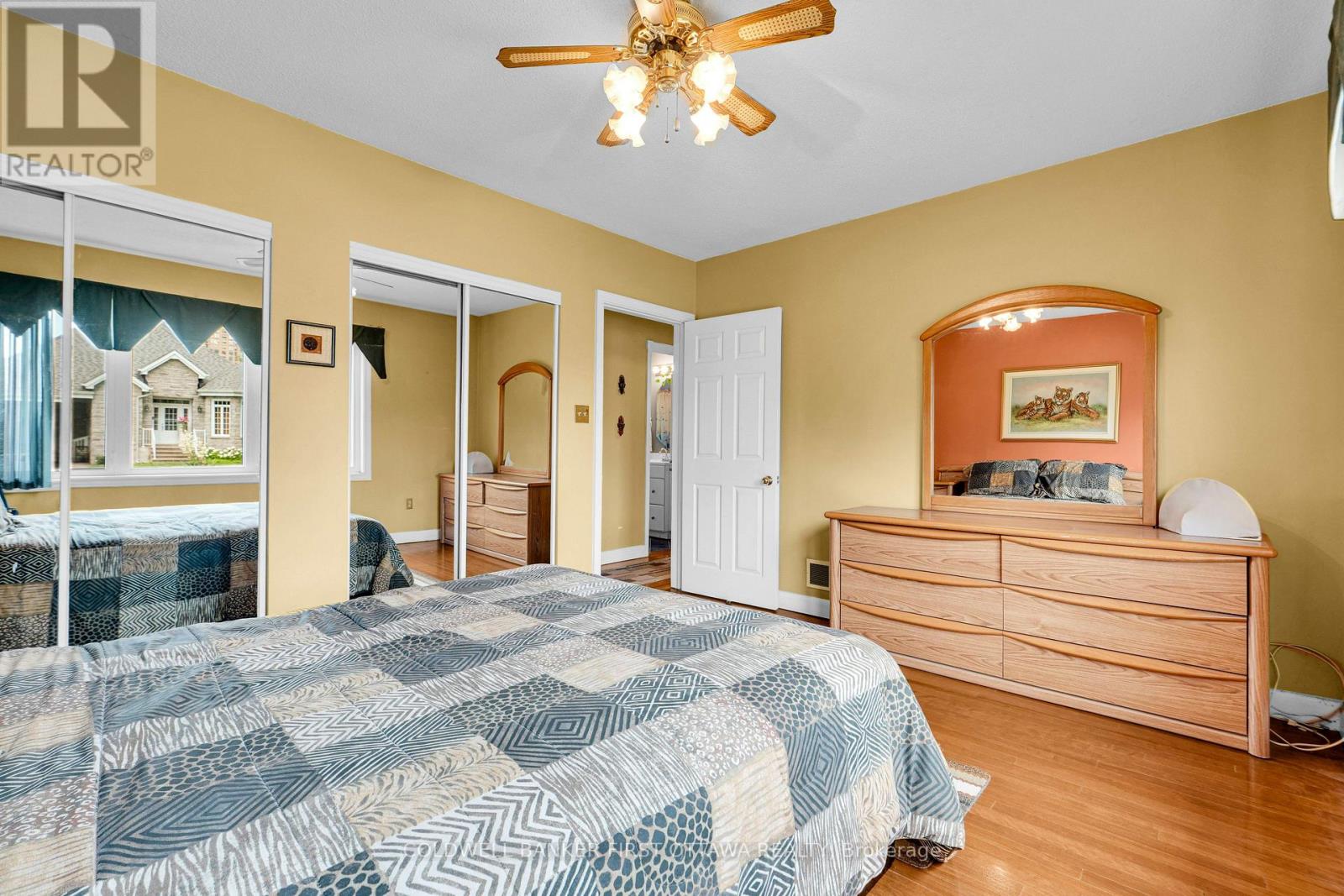 636 MALARTIC AVENUE - 17