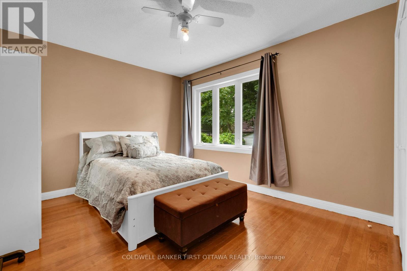636 MALARTIC AVENUE - 18