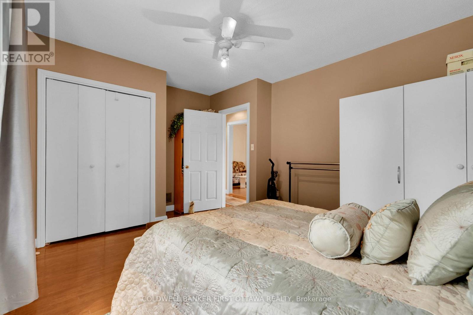 636 MALARTIC AVENUE - 19