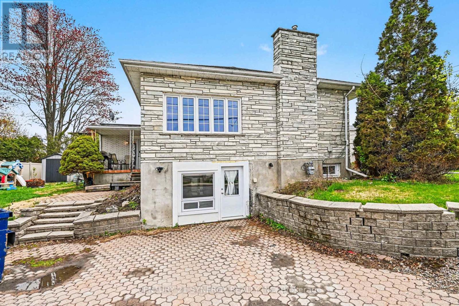 782 PRINCIPALE STREET - 38