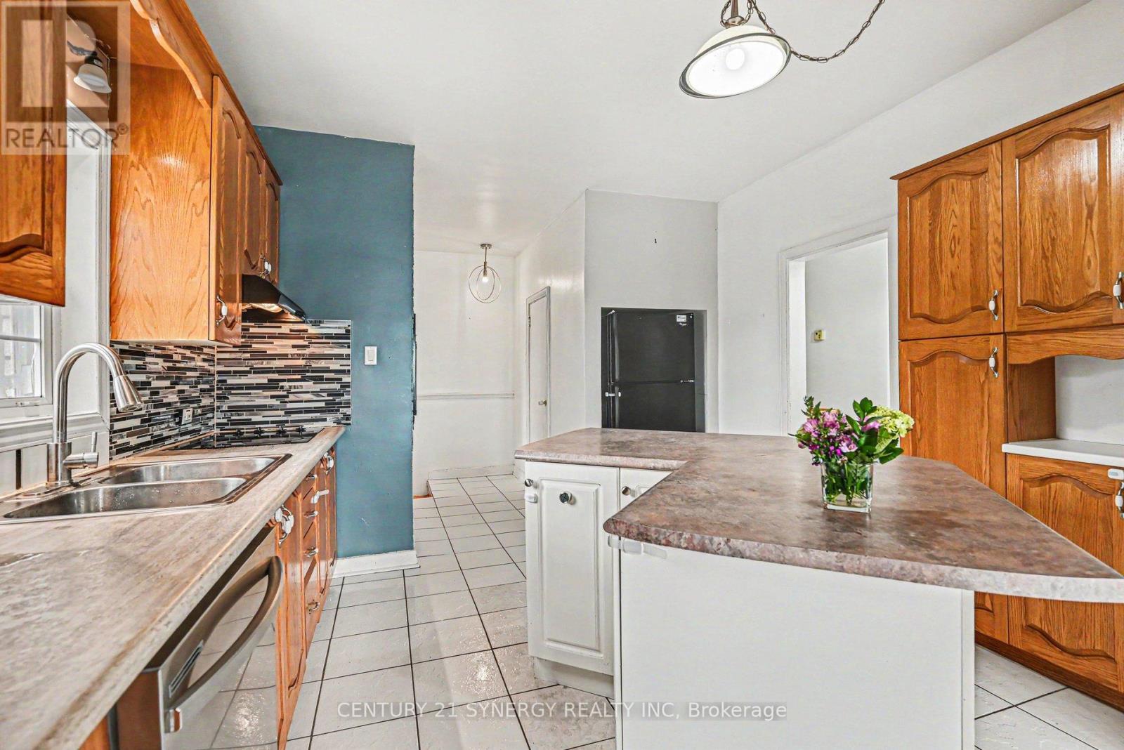 782 PRINCIPALE STREET - 9
