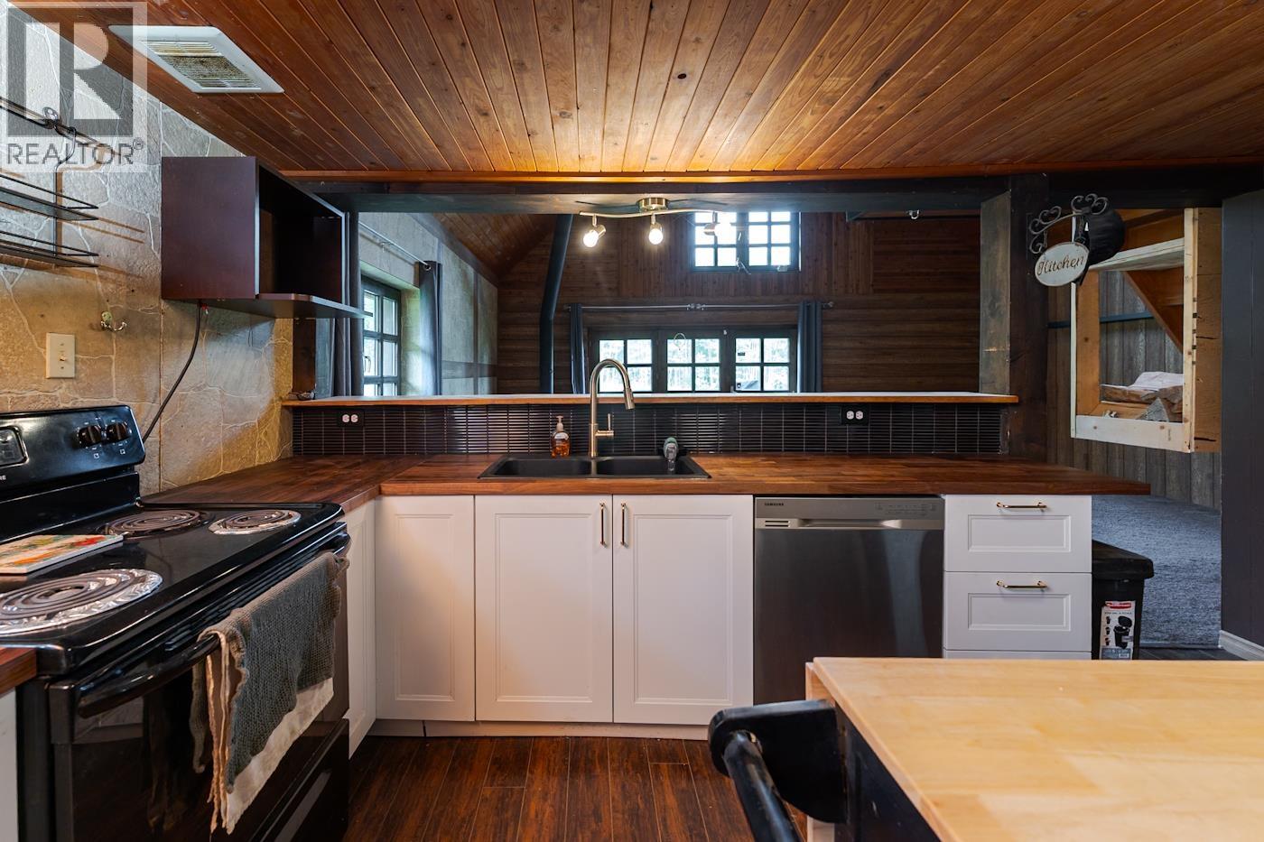 24080 TELACHICK ROAD - 11