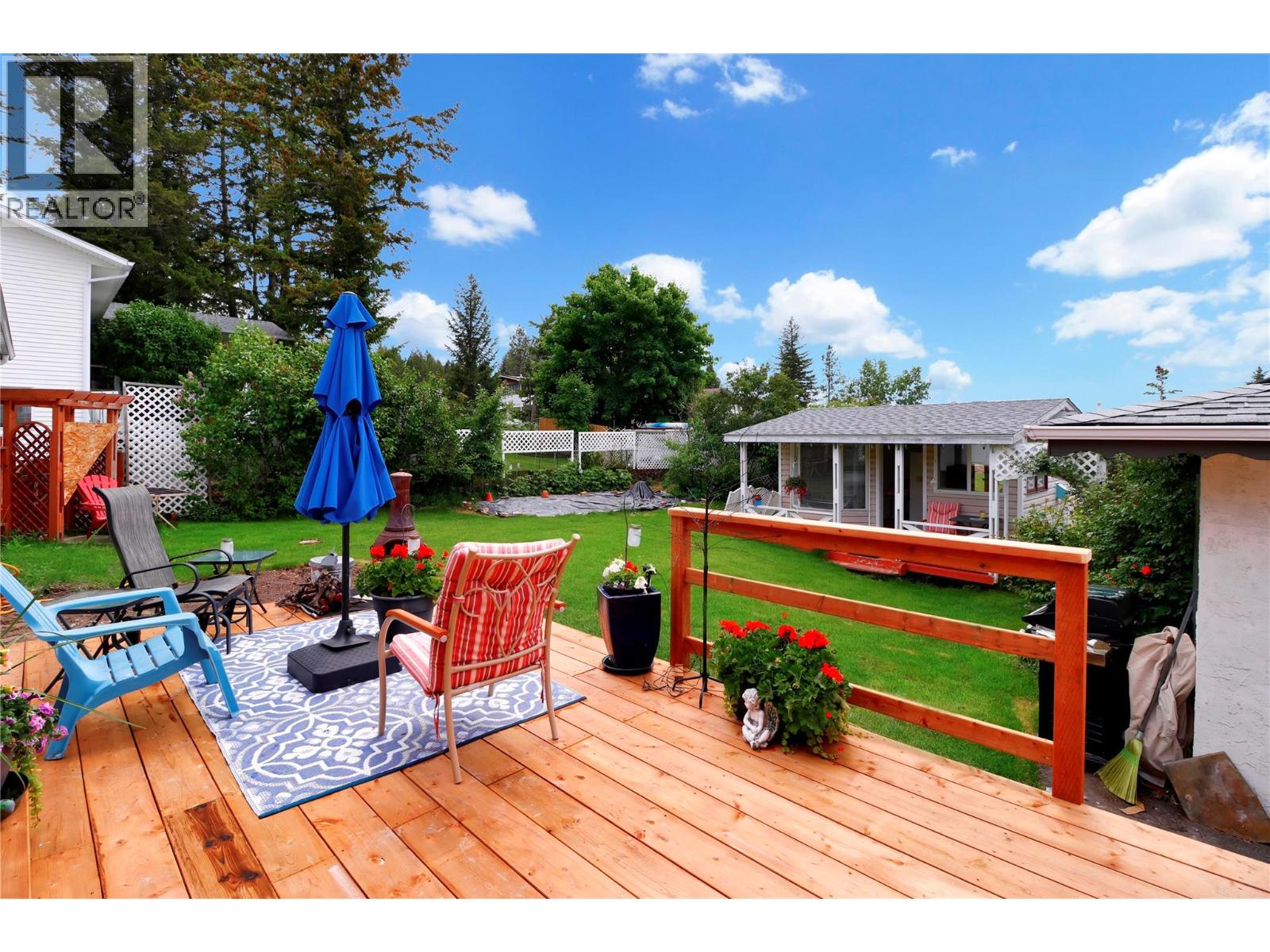 1708 MT NELSON Crescent - 30