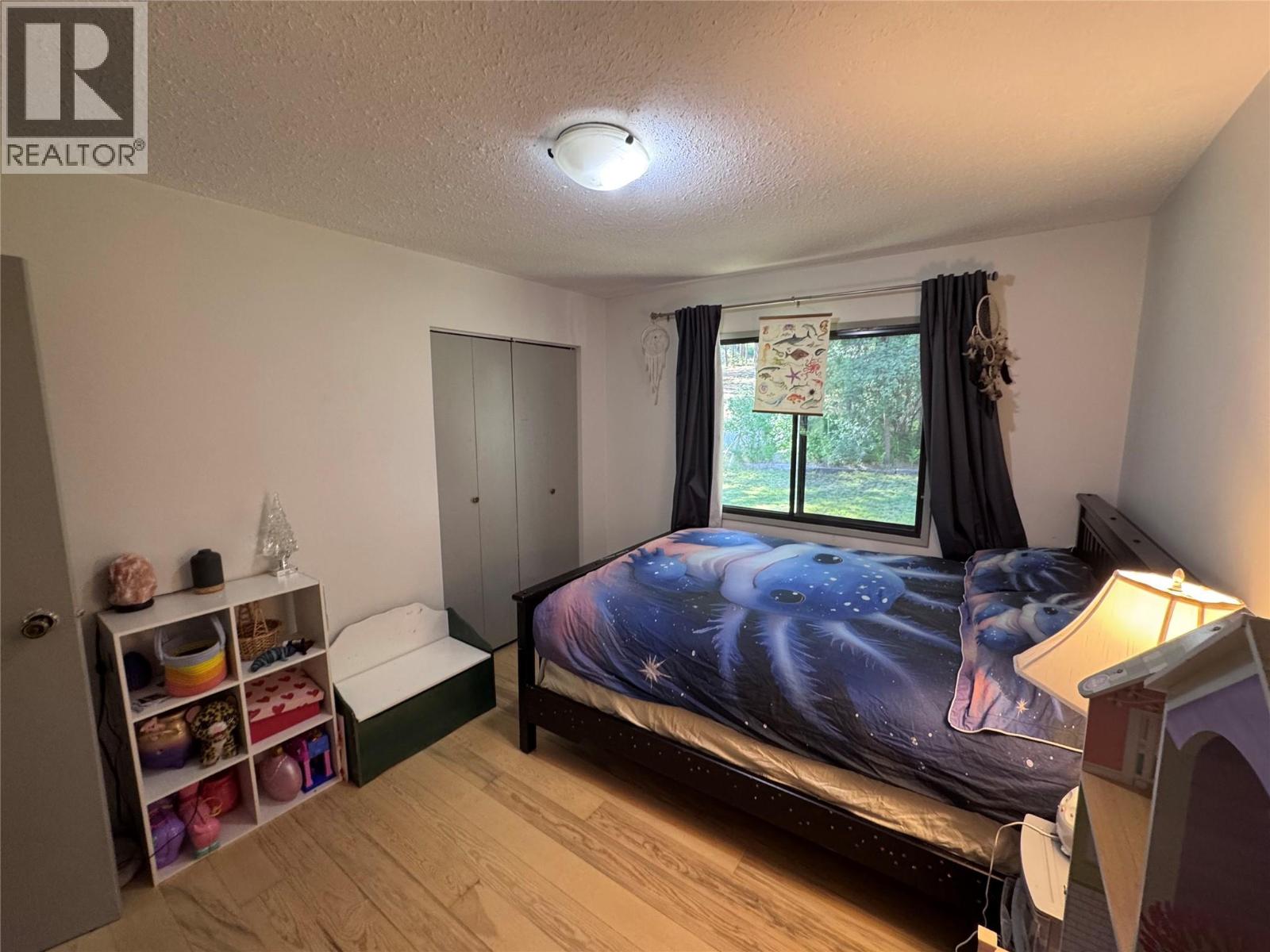 725 3 Highway - 15