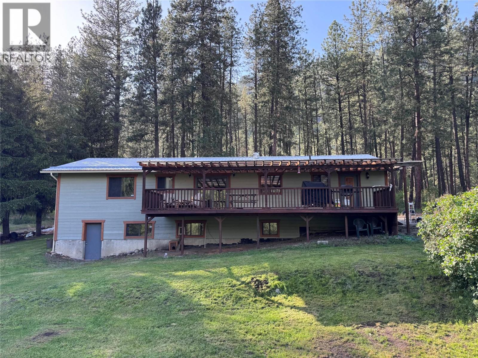 725 3 Highway - Image 3