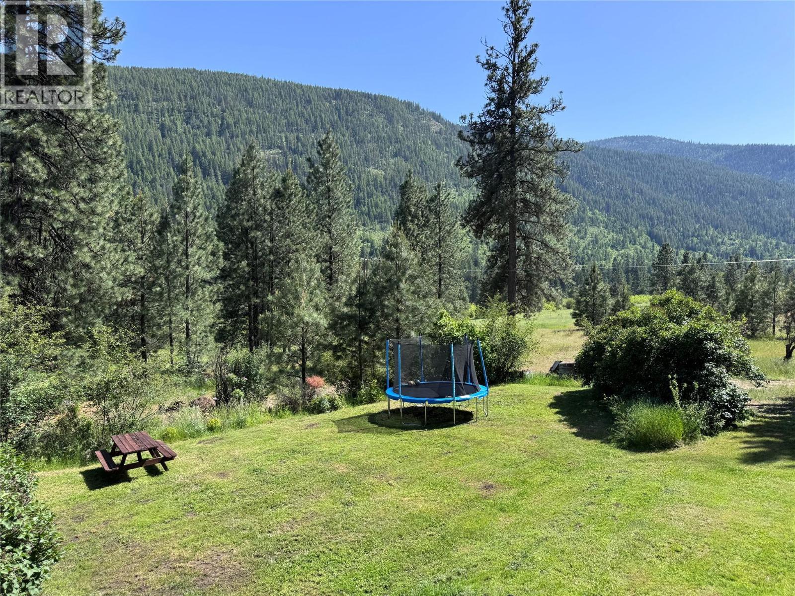 725 3 Highway - Image 6