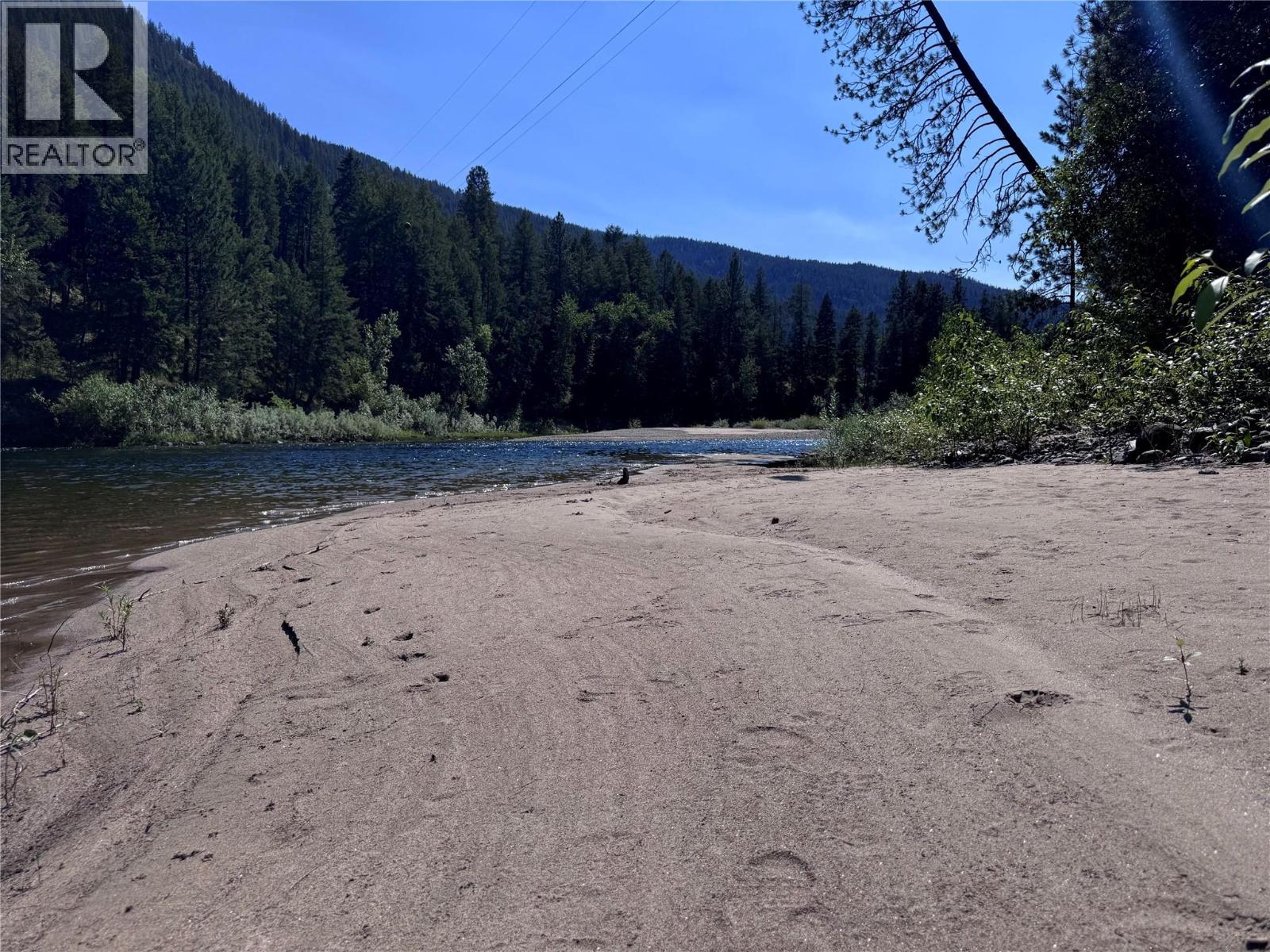 725 3 Highway - Image 39