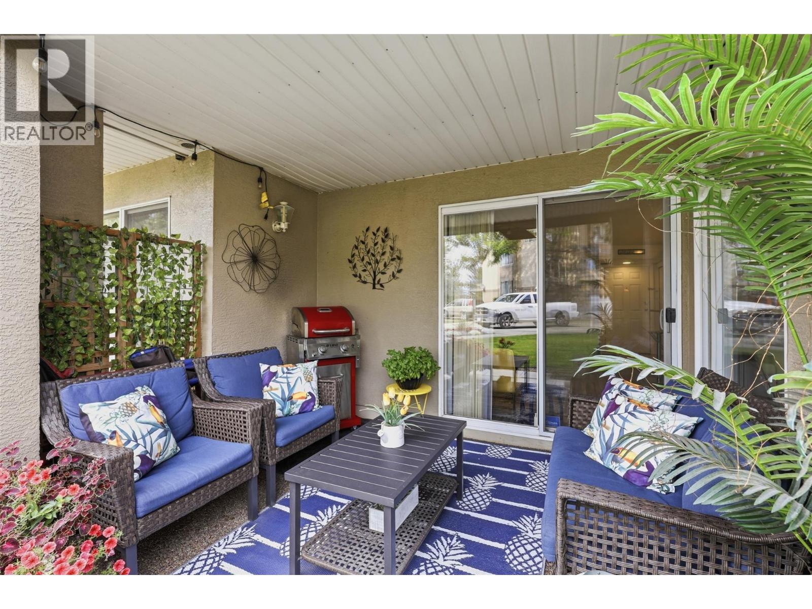 #104 950 Lorne Street - 18