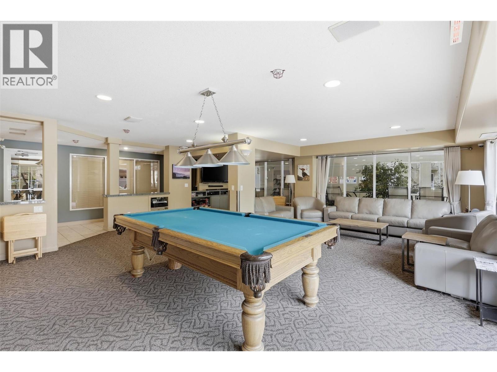 #104 950 Lorne Street - 35