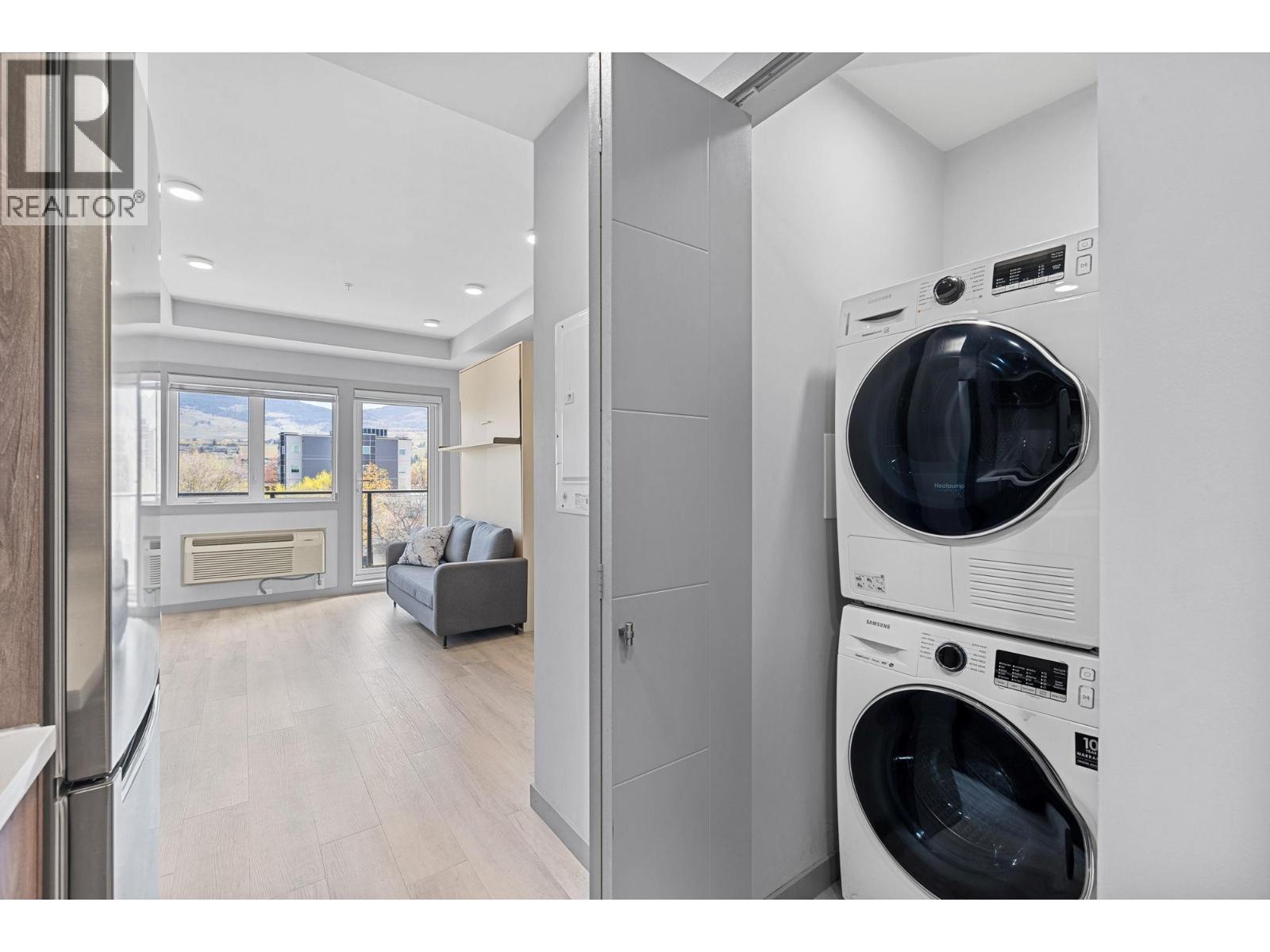 #320 345 Dougall Road N - 10