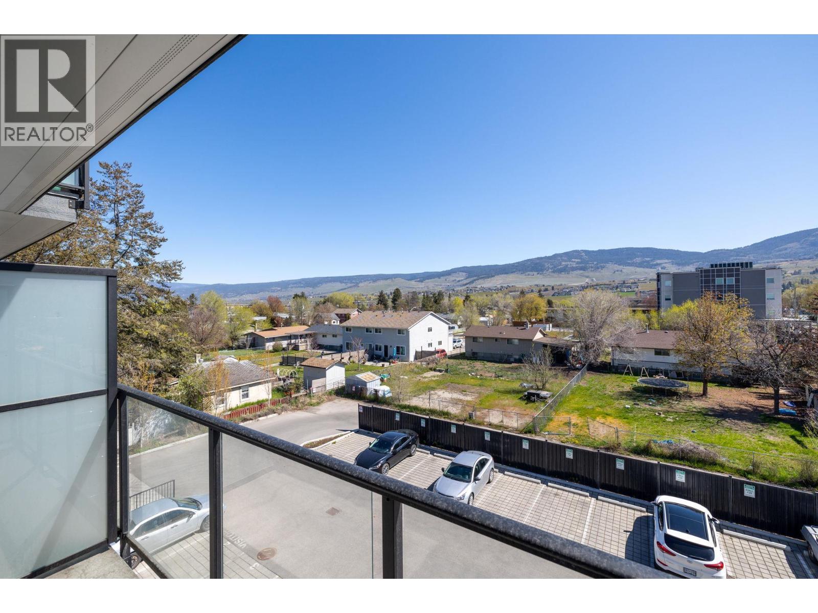 #320 345 Dougall Road N - 4