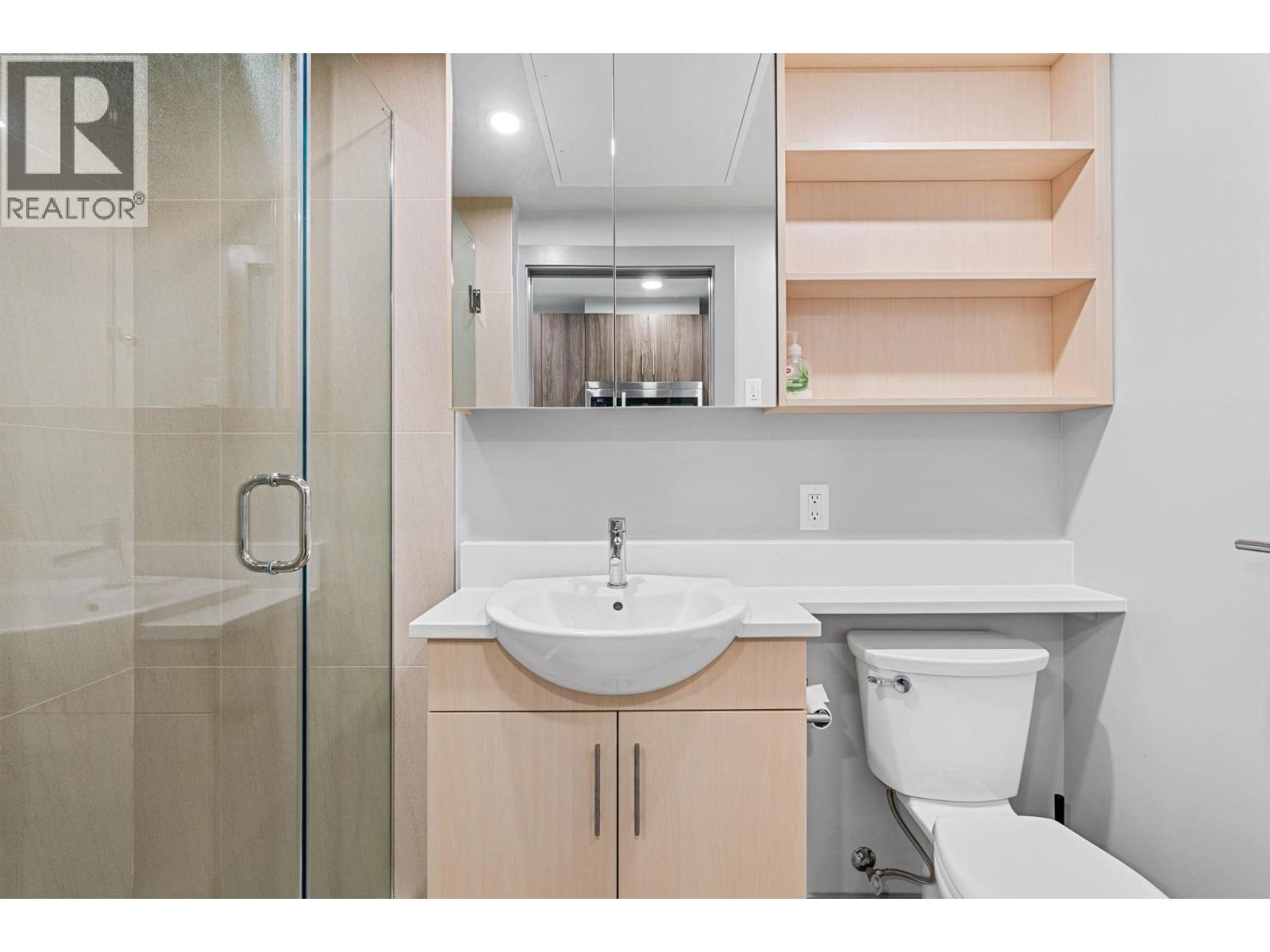 #320 345 Dougall Road N - 9