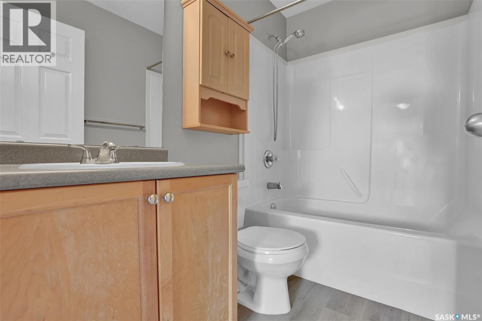 1675 ROUSSEAU CRESCENT N - 24