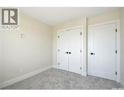 218 Veterans Drive, Warman, SK S0K0A1 Photo 32