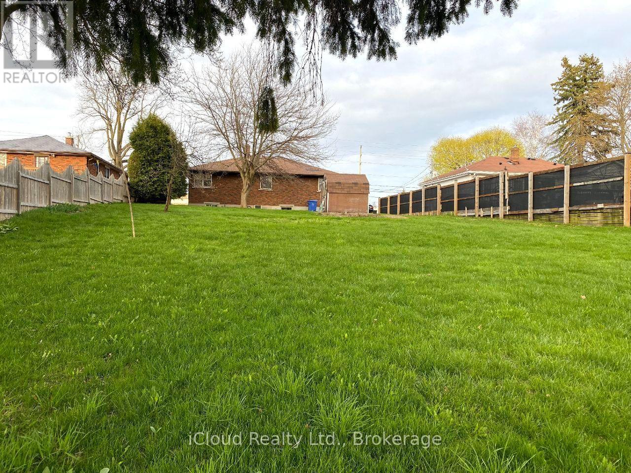 18200 LESLIE STREET - 6
