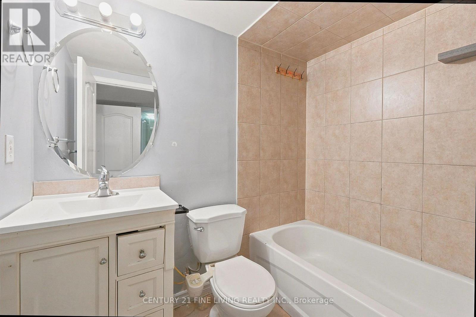 40 HOLLOWGROVE BOULEVARD - Image 35