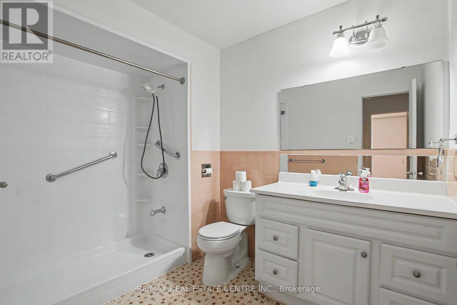 396 PINEMEADOW AVENUE - 18