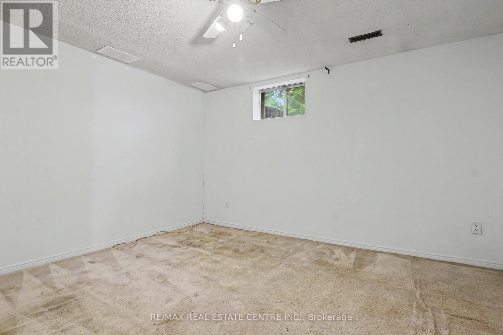 396 PINEMEADOW AVENUE - 36