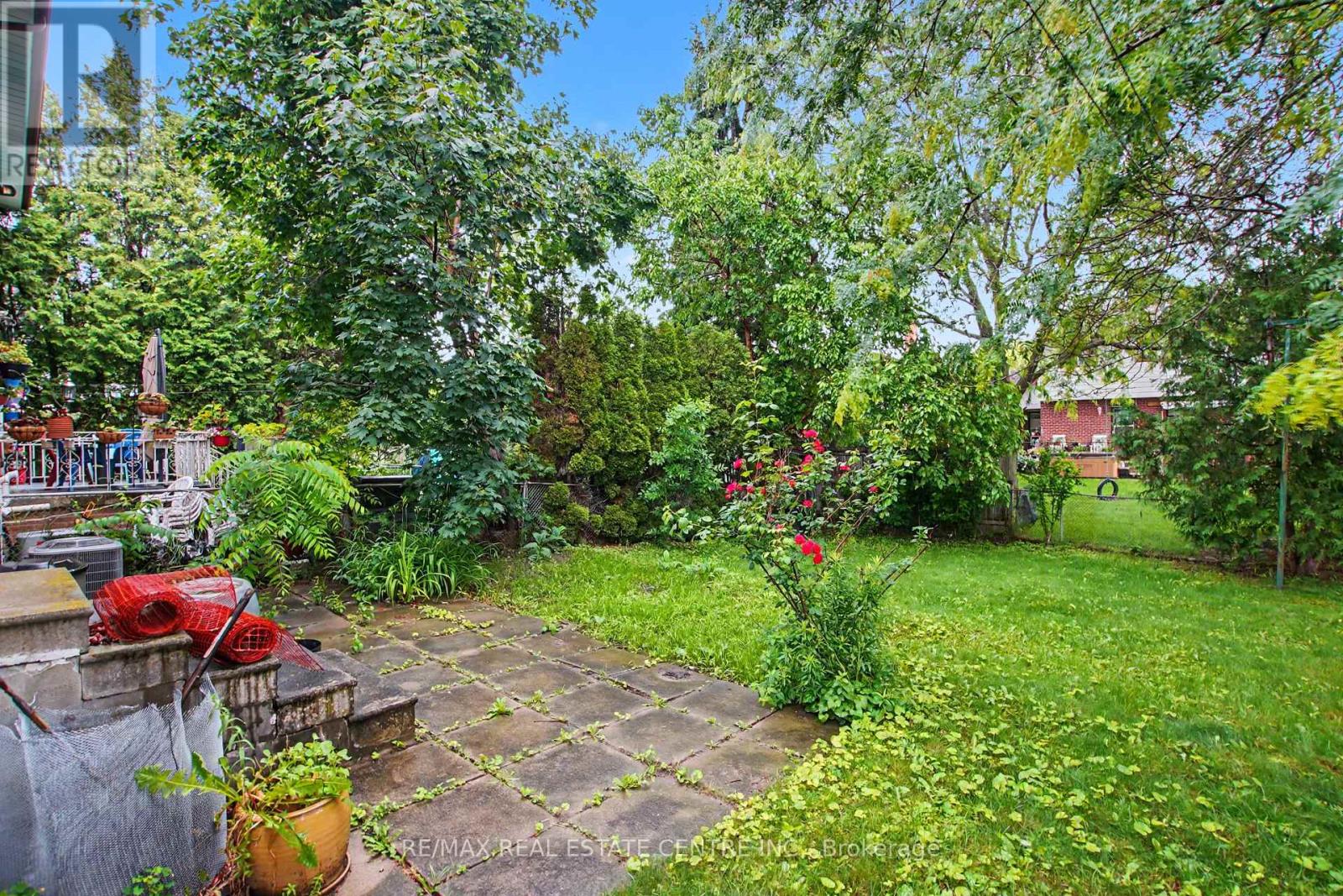 396 PINEMEADOW AVENUE - 40