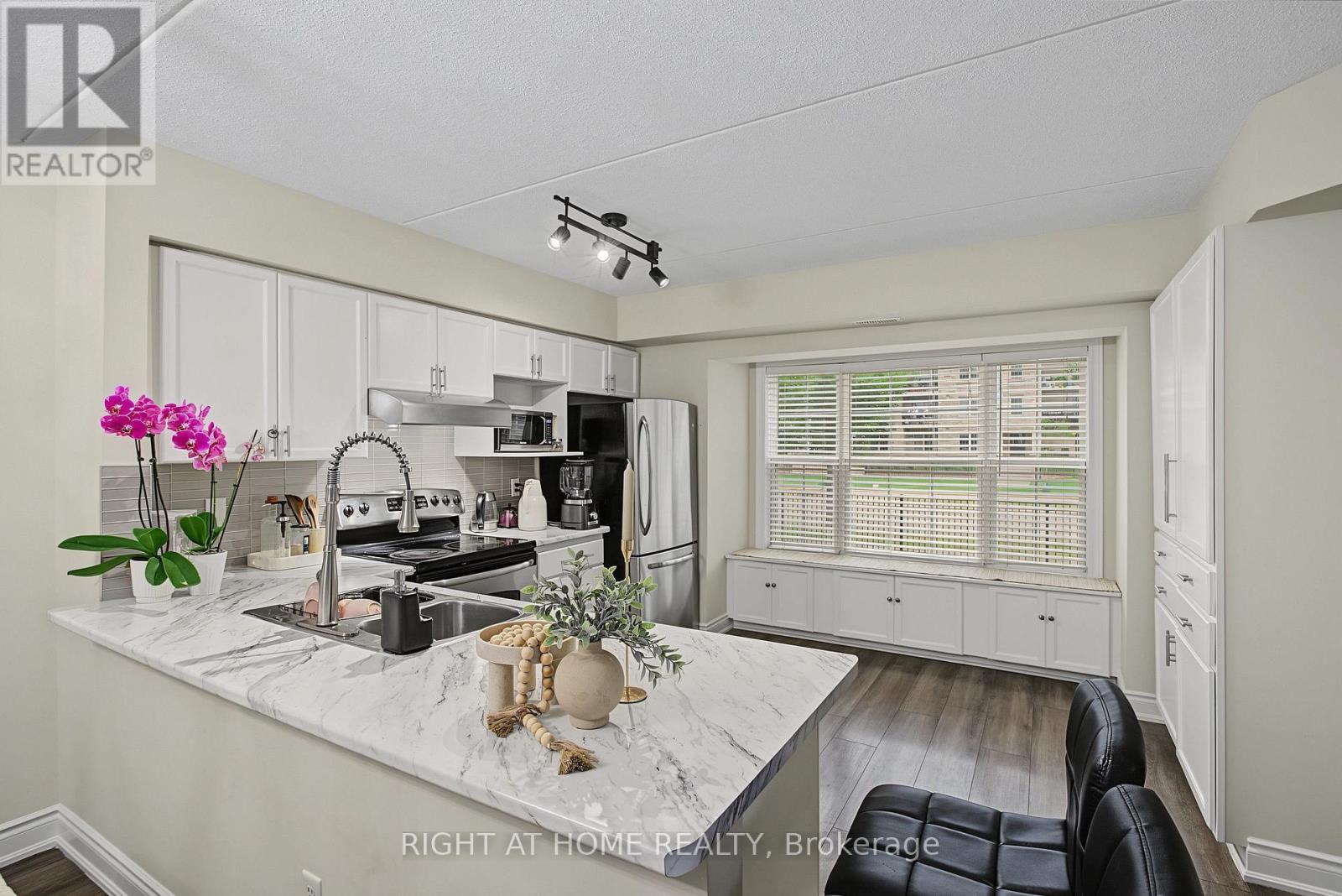 #111 1491 MAPLE AVENUE - 8