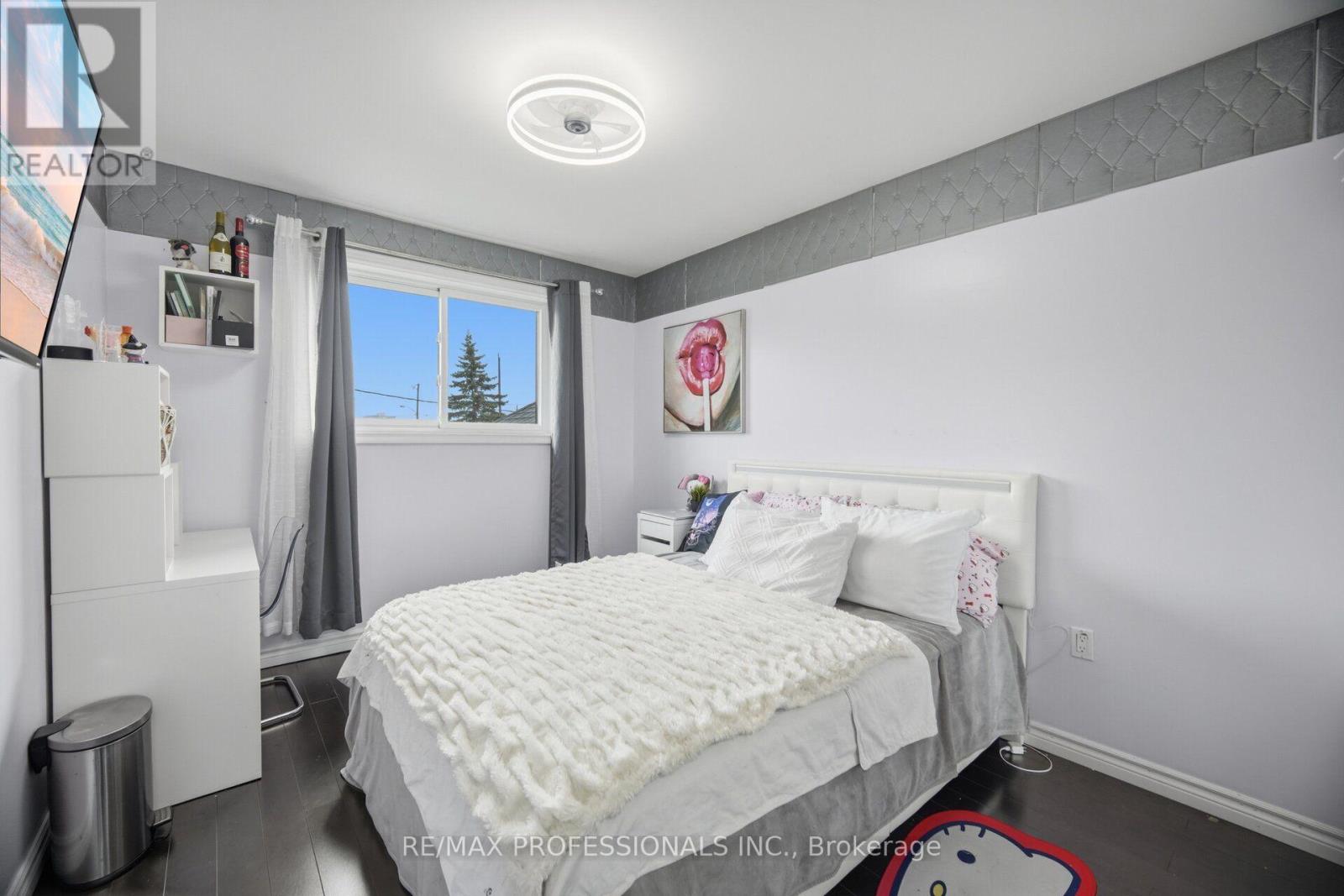 50 COBB AVENUE - Image 17