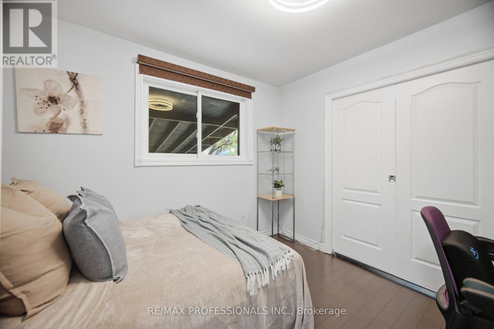 50 COBB AVENUE - Image 18