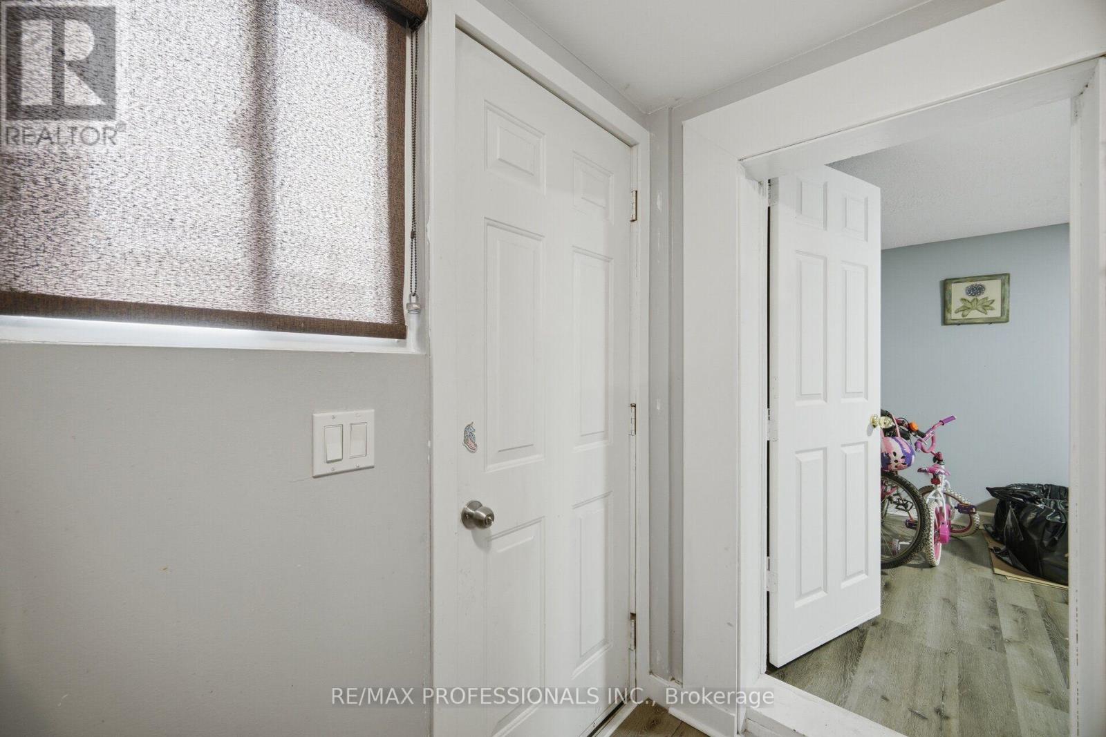 50 COBB AVENUE - Image 24