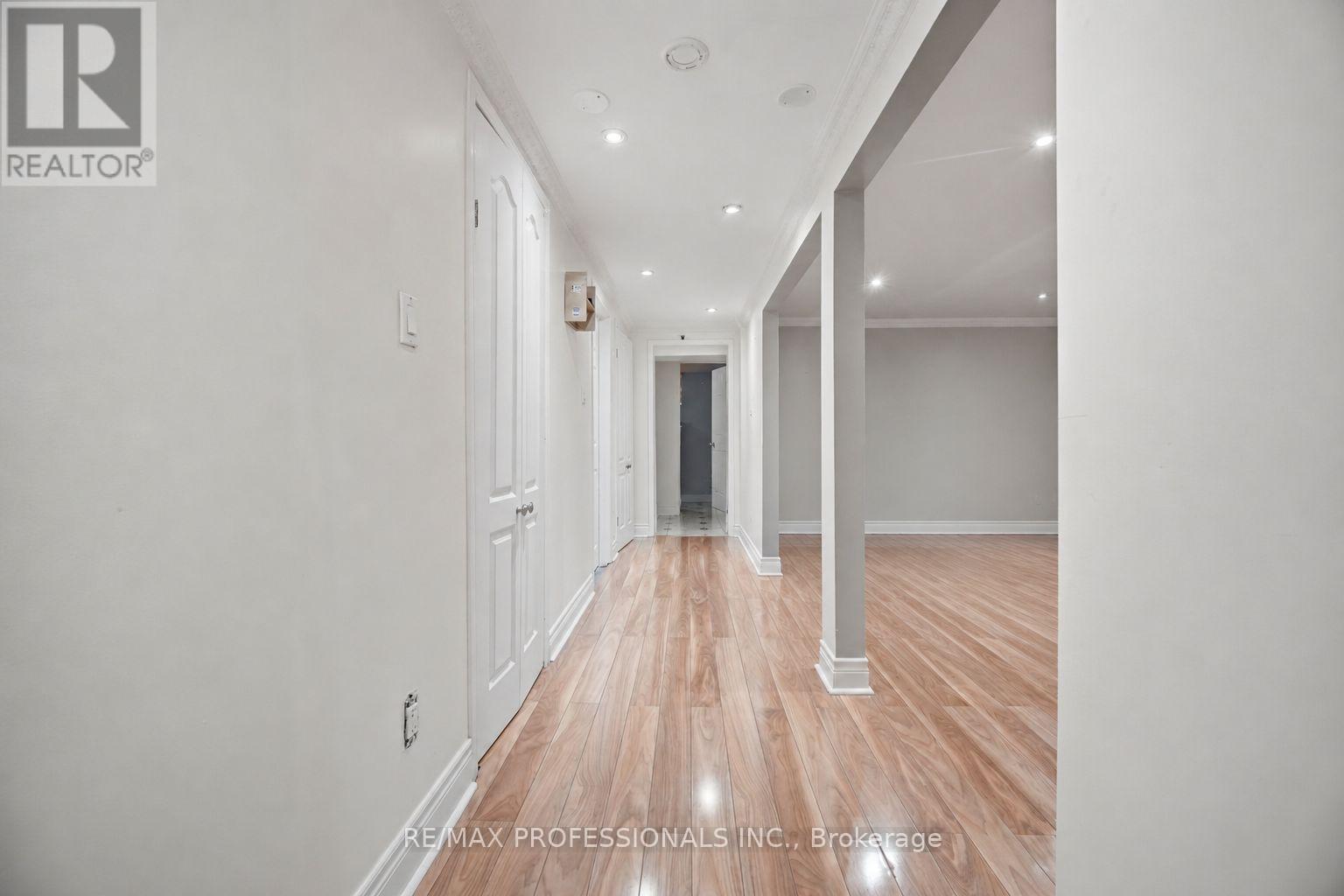50 COBB AVENUE - Image 34