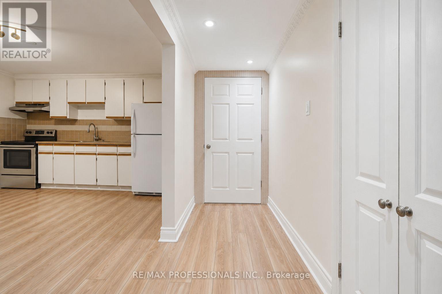 50 COBB AVENUE - Image 35