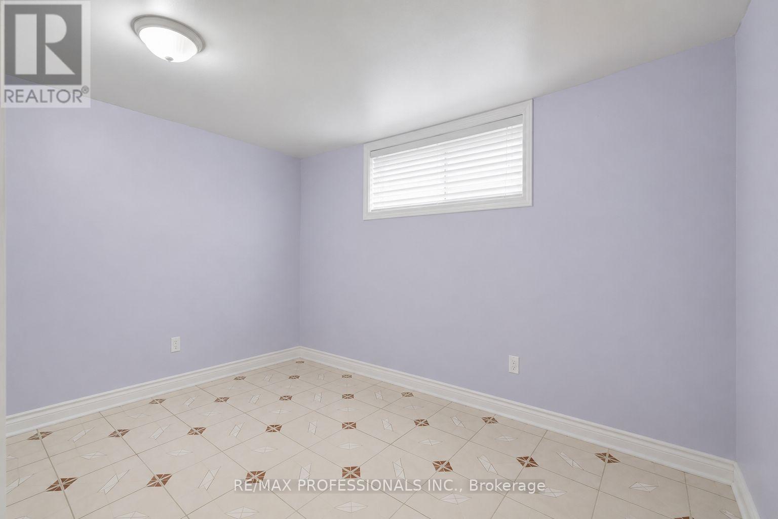50 COBB AVENUE - Image 40