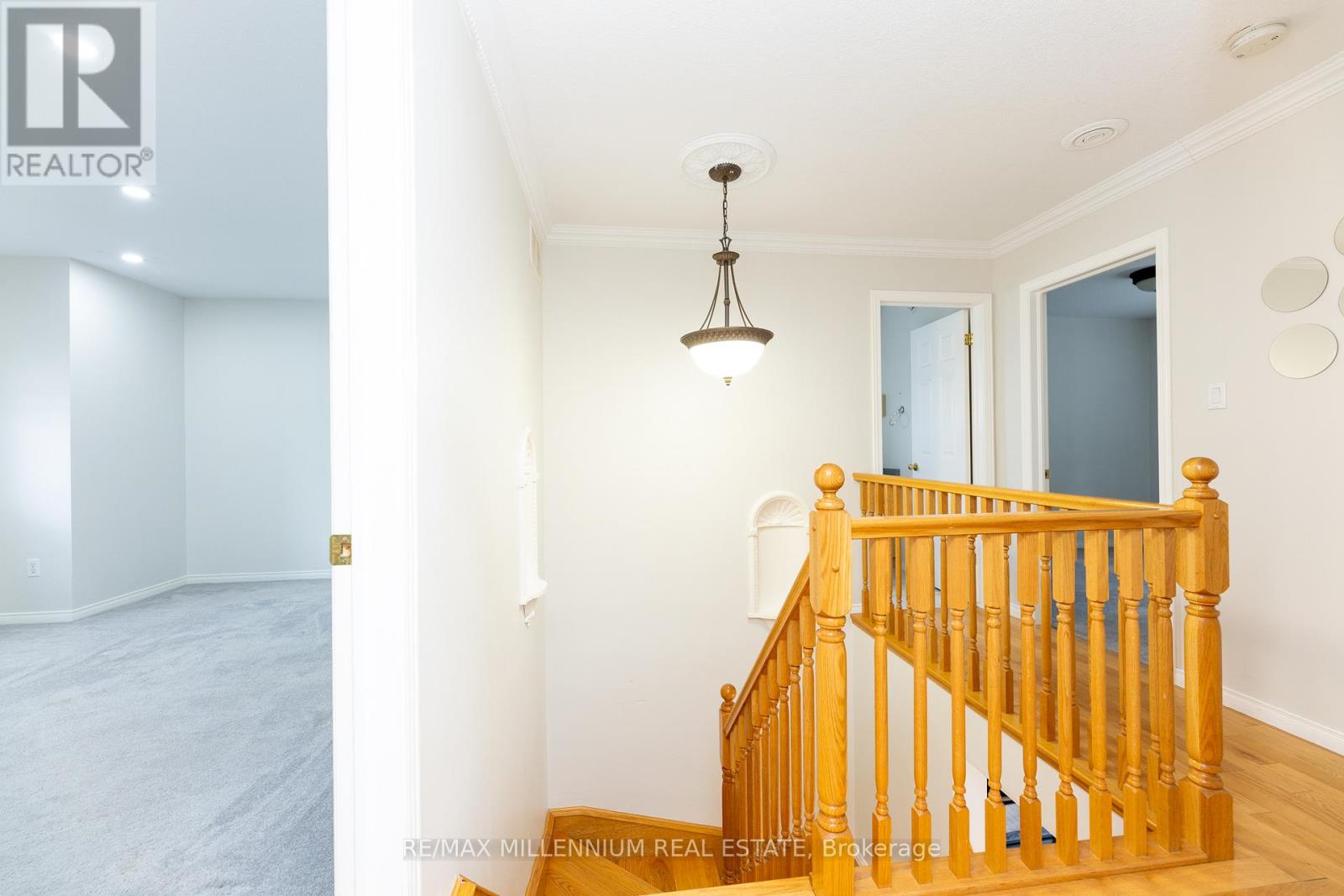 7 GRAHAM CRESCENT - 22
